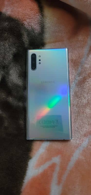 Samsung Note 10 plus 6