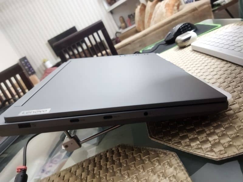 Gaming laptop Lenovo Legion RTX 4070 13