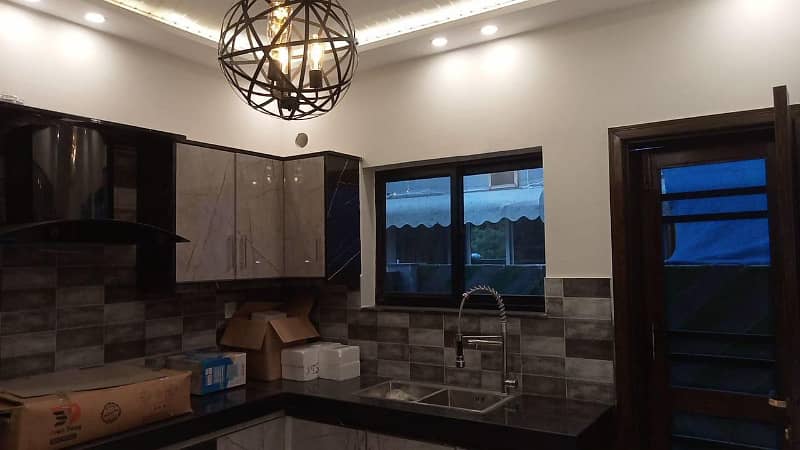 6.5 Marla Luxury Corner with Facing Park Designer House For Sale In Bahria Town Lahore 17