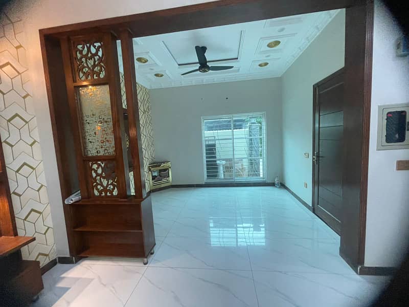 5 Marla Beautiful House For Rent In Bahria Town Lahore 5