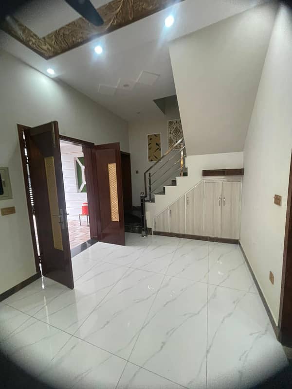 5 Marla Beautiful House For Rent In Bahria Town Lahore 8