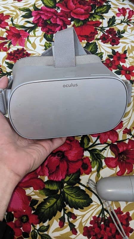 mi oculus go 32gb vr box headset exchange with iphone 0