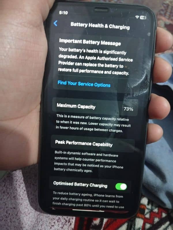 iPhone 11 update k baad screen me minor line 2