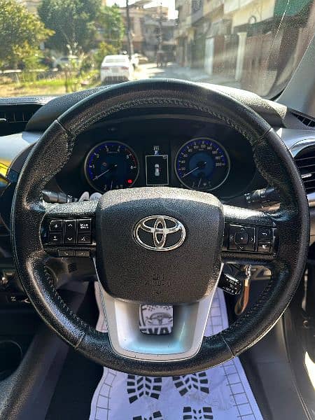 Toyota Hilux 2017 6