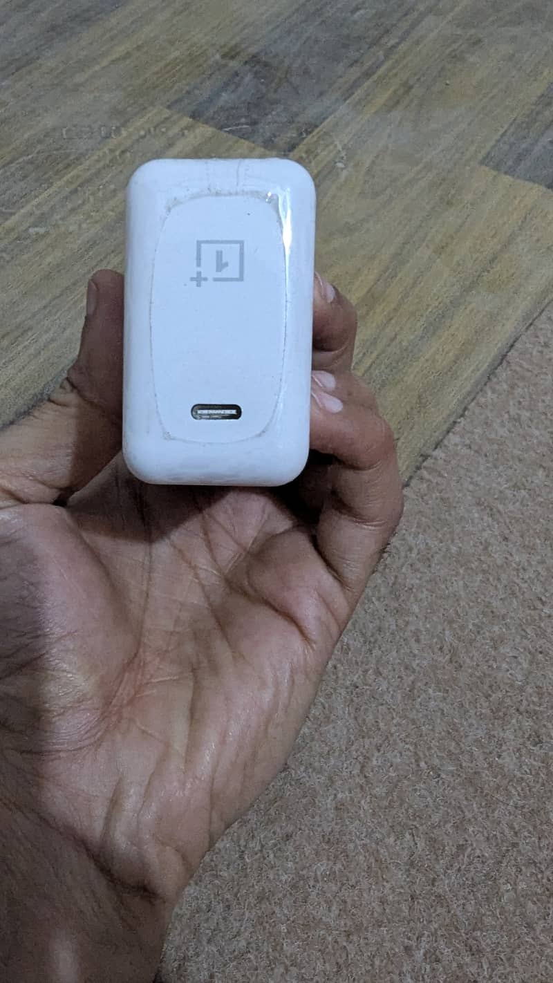 Oneplus 65 watt wrap charger 1