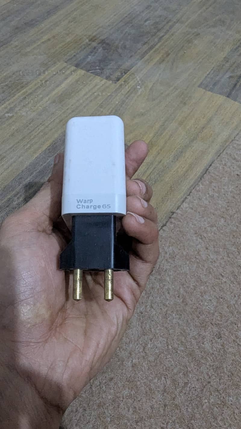 Oneplus 65 watt wrap charger 2