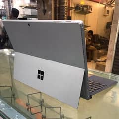 Microsoft Surface Pro 4  i5-6th Gen 8/256