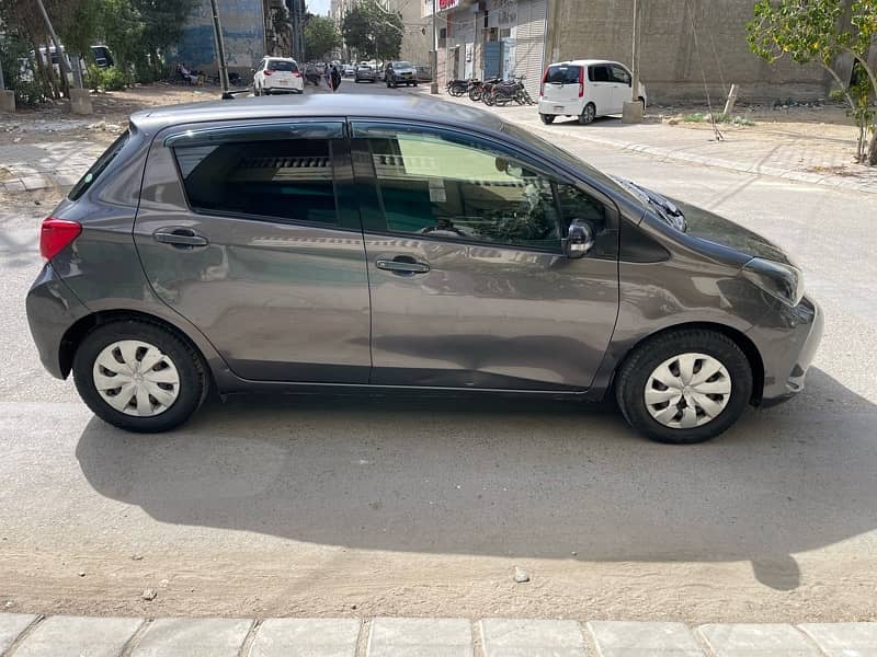 Toyota Vitz 2016 3