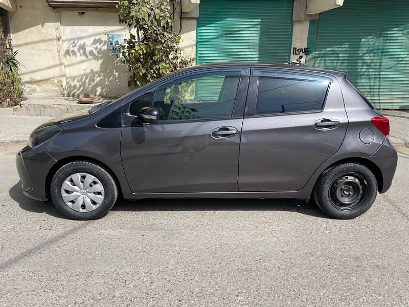 Toyota Vitz 2016 7