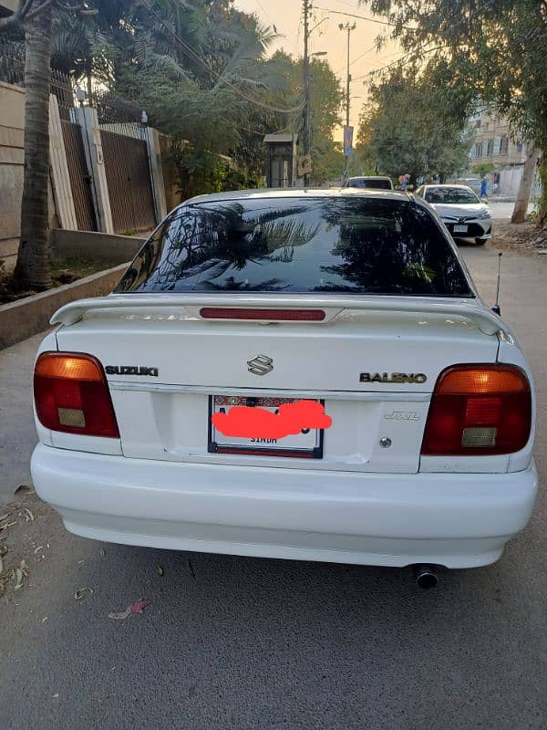 Suzuki Baleno 2003 10