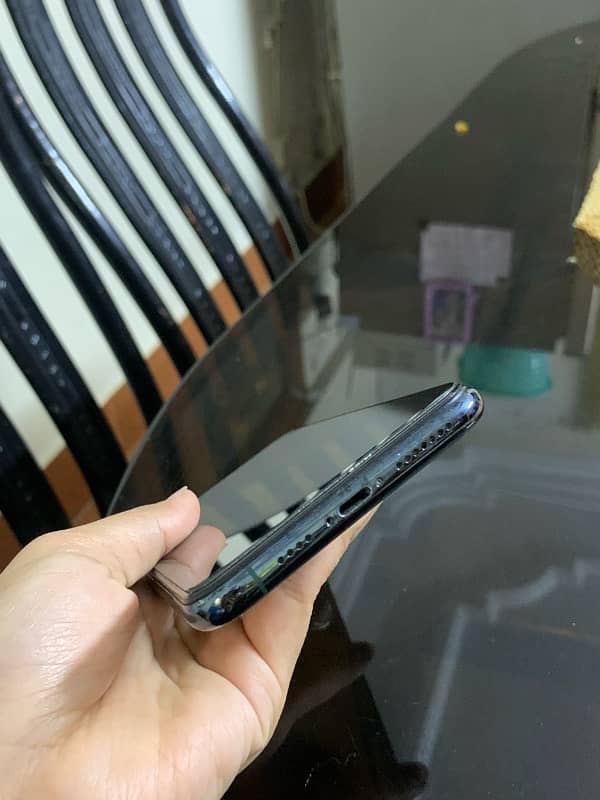 Iphone 11 pro max (512 GB) 4