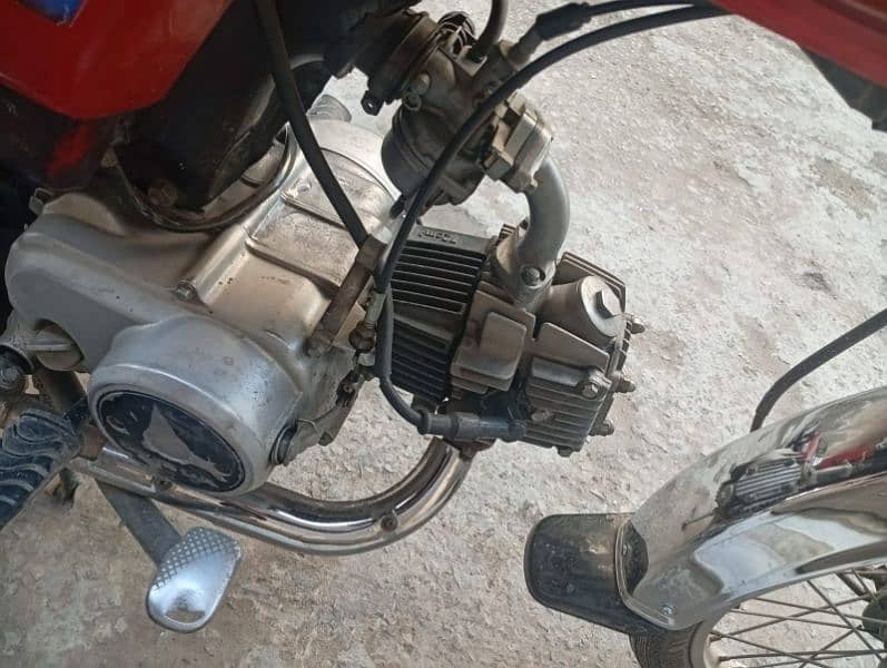 Honda CD70 For Sale Home Used 3