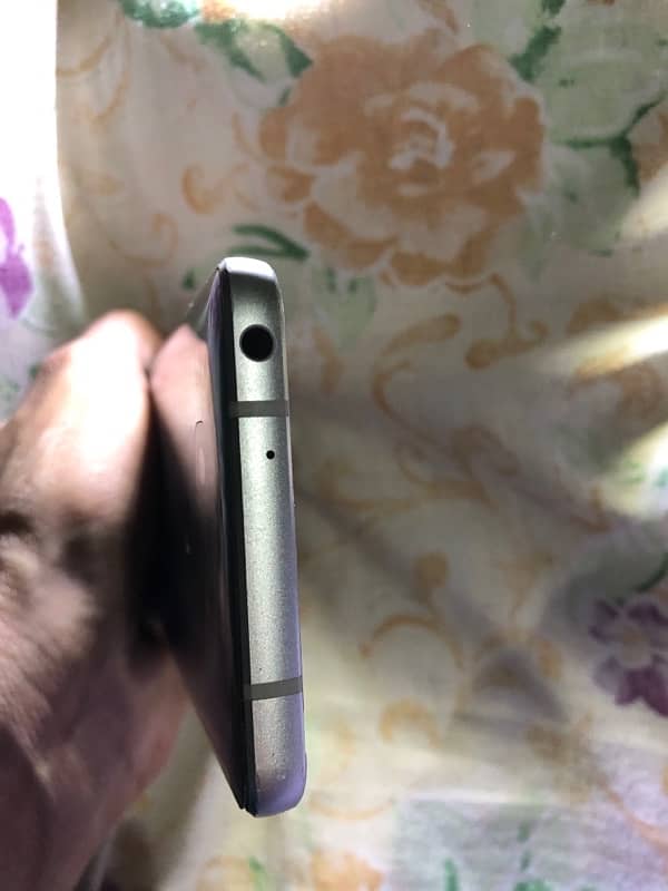 Urgent Sale LG G6 PTA Approved All OK 7