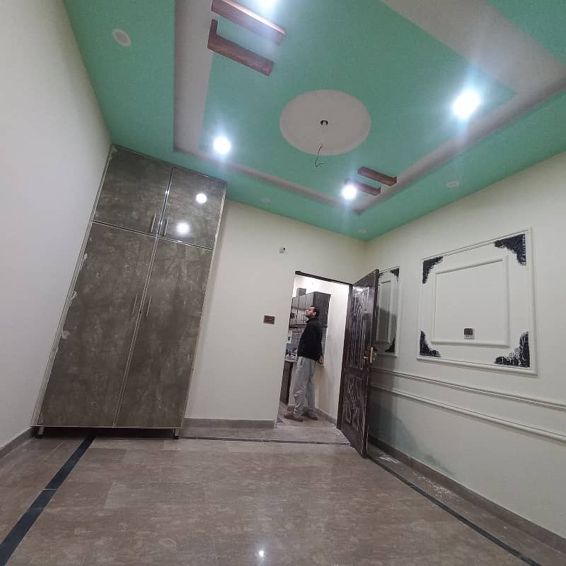 3 Marly Luxury House For sale at Malik parh near Ahmed Palace walking distance at Main Canal Road pani bjli gass 6