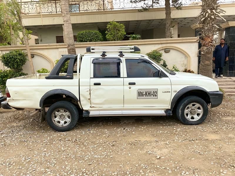 Mitsubishi L200 2005 2