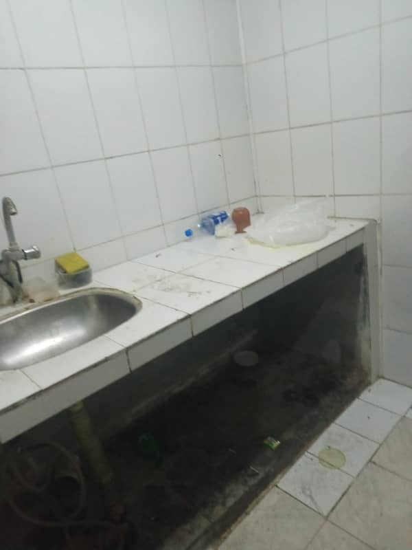 Modal TWON LINK ROAD 1 ROOM ATTACH BATH WITH KITCHEN FOR RENT 2