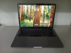 Macbook Pro 201l8 i5 8gb ram 512gb ssd 13 inch screen with apple mouse