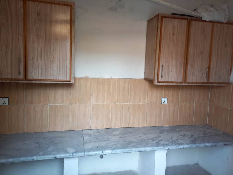 1 bed room with attach wash room kitchen for rent 3