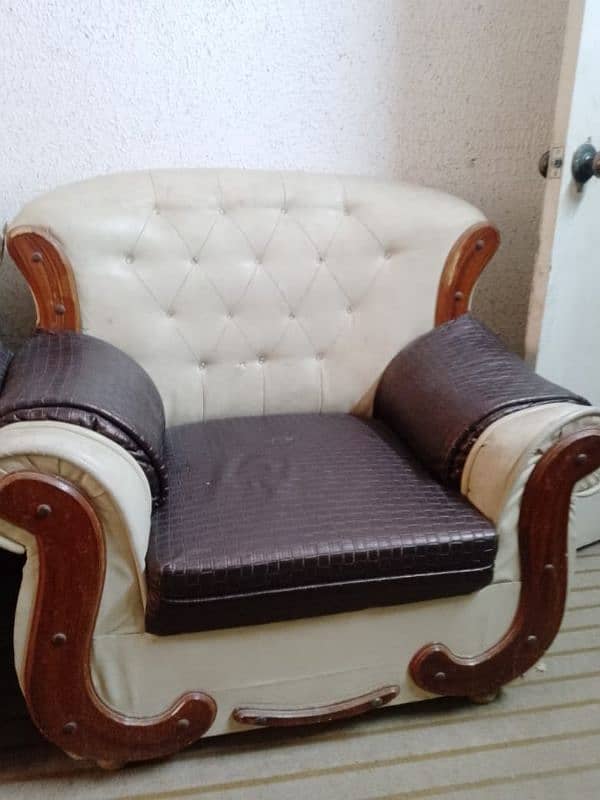 5 Seaters Sofa Set 3