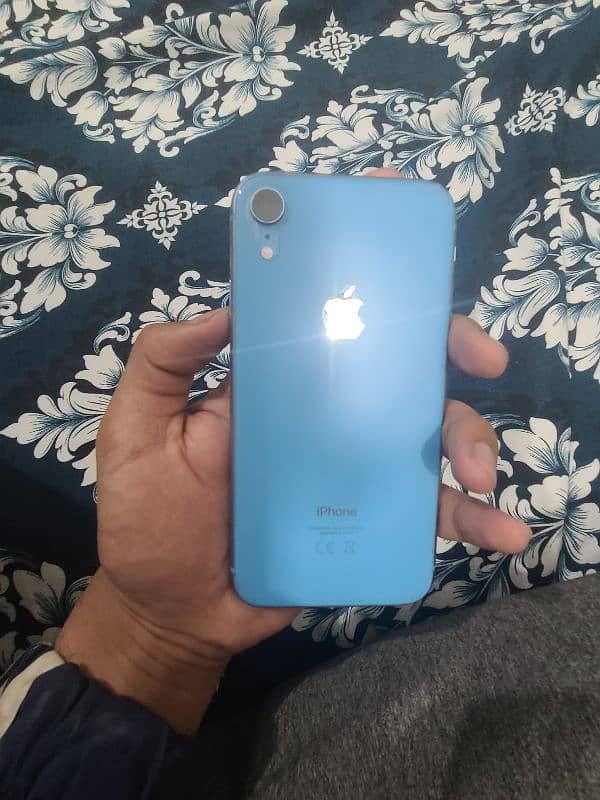 I phone XR pta approved 128 6