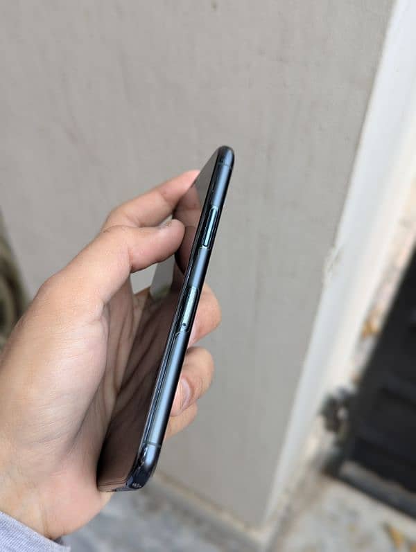 Iphone 11 pro Dual Pta Approved 64gb102 0