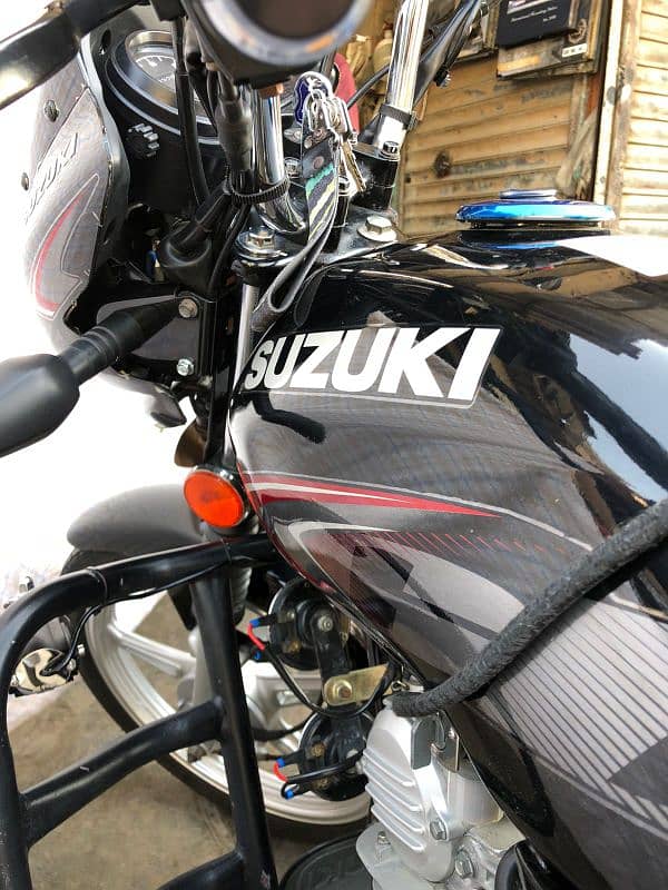 suzuki gd 110s use only 37 km done 03212099329 1