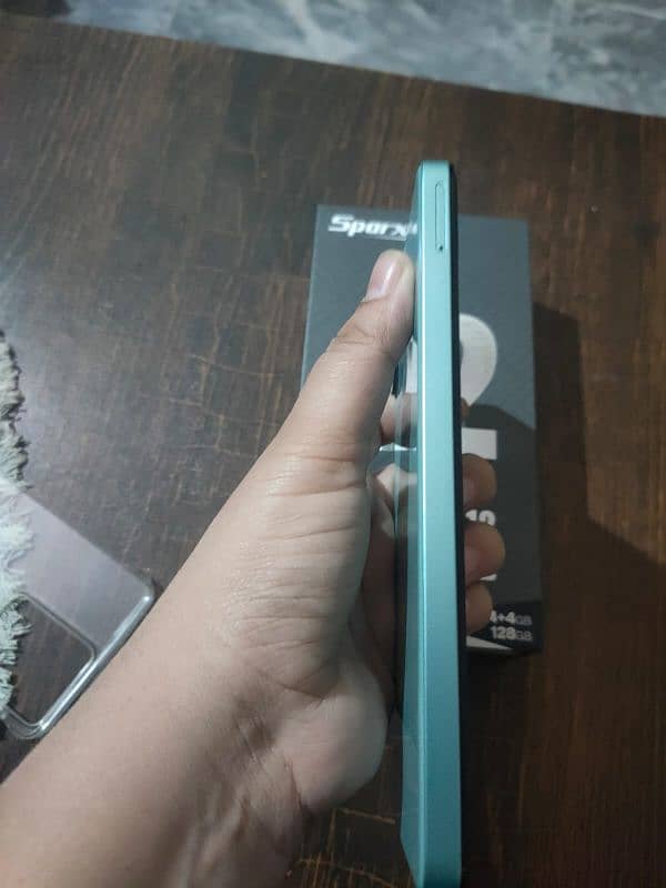 Sparx Note 12 Just box open 5