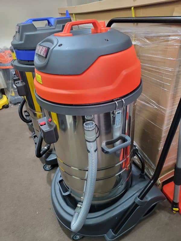 Industrial Vacuum Cleaner 2