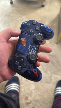 PS4 Controller (Messi Edition)