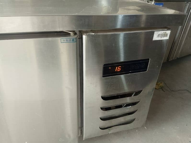 under counter chiller imported 5feet stel pizza oven dough mixer fryer 2