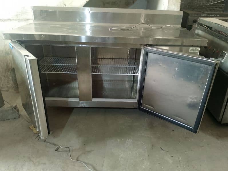 under counter chiller imported 5feet stel pizza oven dough mixer fryer 7