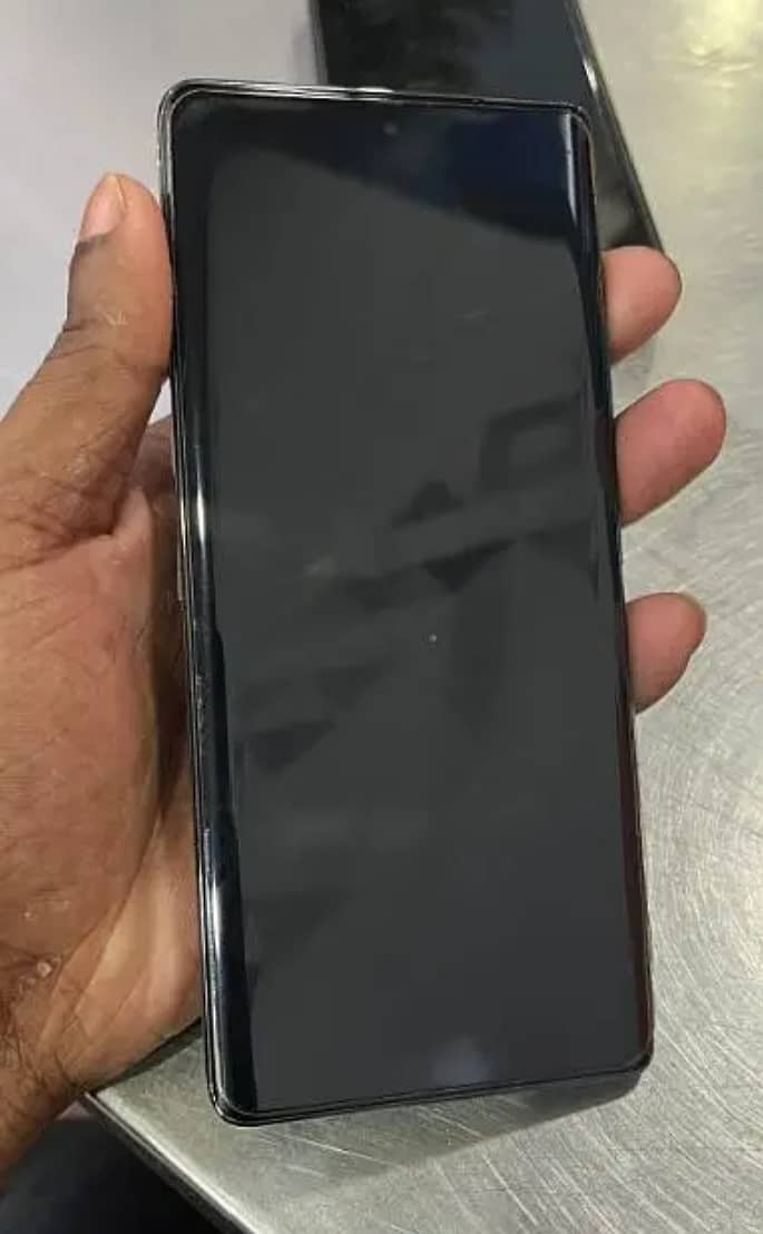 Infinix Zero 40 4