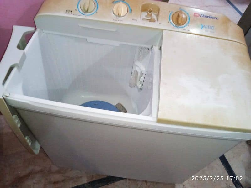 Dawlance washing machine twin tub model number DW 5200 2