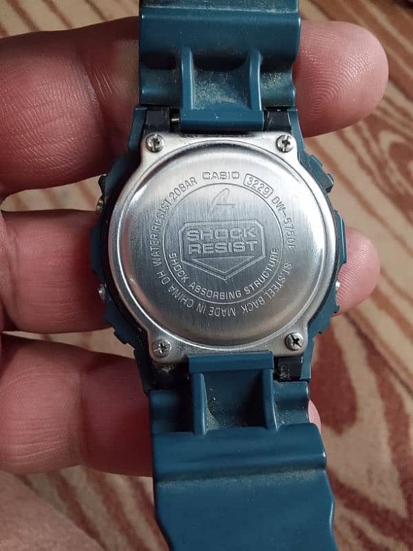 Casio  G Shock DW 5600 3