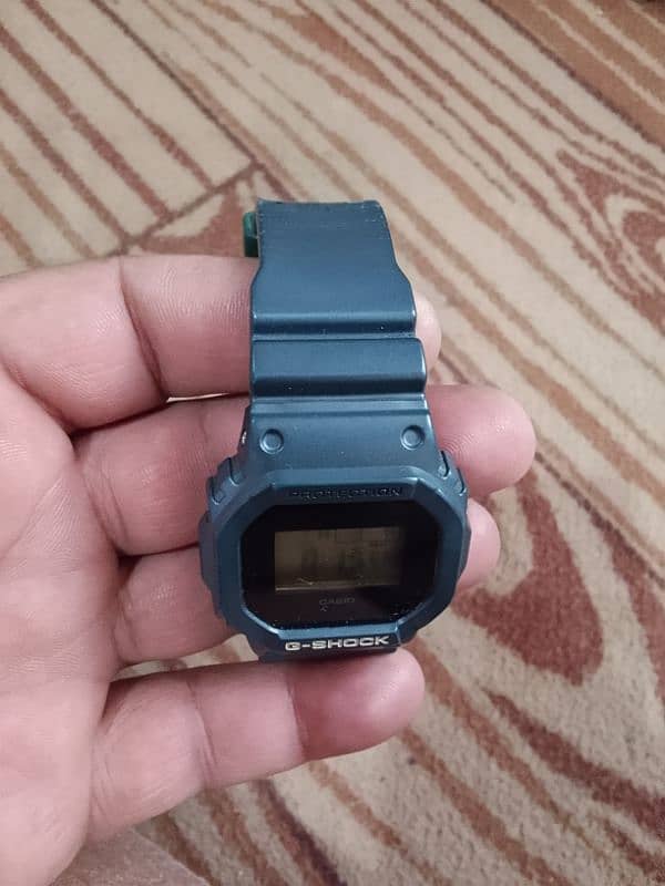 Casio  G Shock DW 5600 7