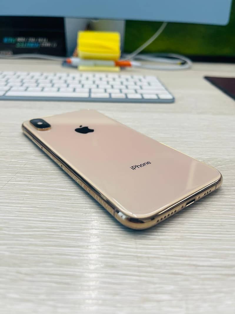 iphone xs 64gb gold 5