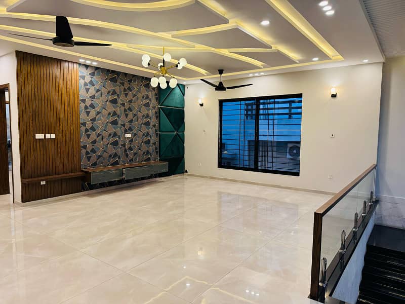 1 Kanal House For Rent Brand New 25