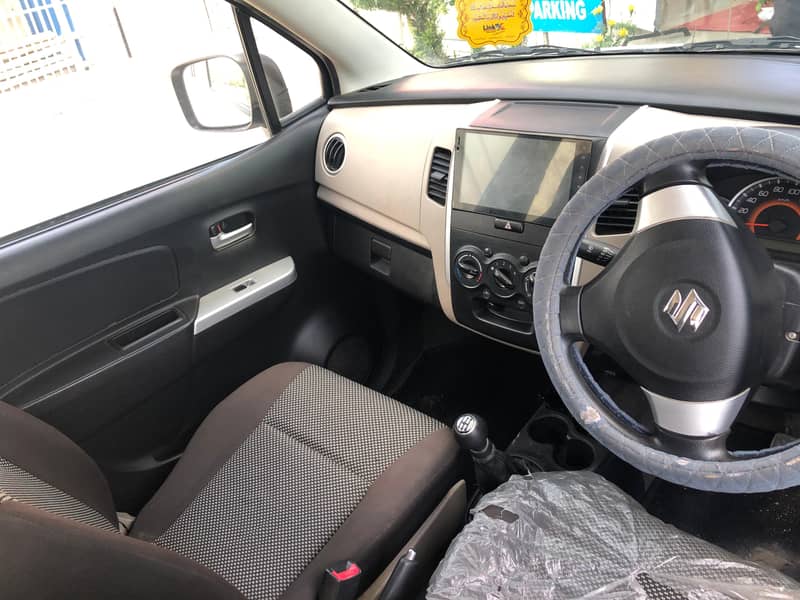 Suzuki Wagon R 2022 10