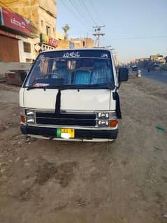 Toyota hiace 84 model kota 89 for sale in okara city call 03006953619