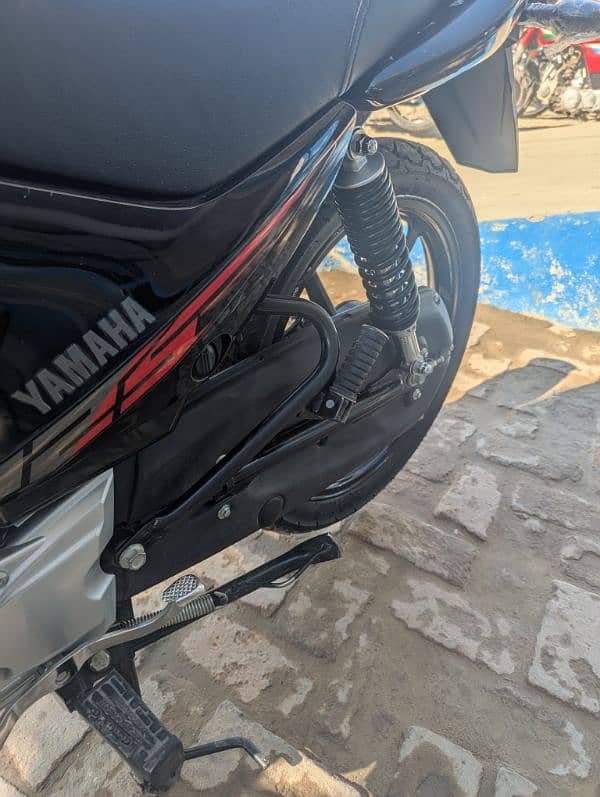 Yamaha ybr full fresh 6