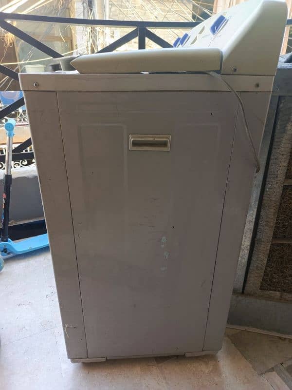 SuperAsia Washing Machine and Dryer for Sale 1