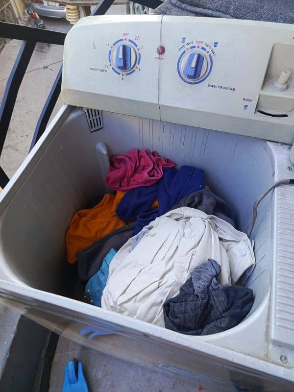 SuperAsia Washing Machine and Dryer for Sale 4