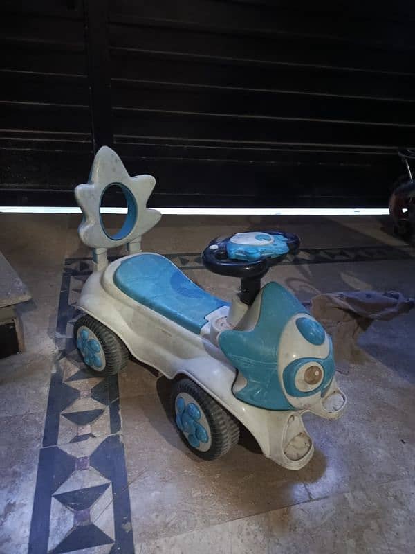 Kids Car Pandas for urgent sale 4