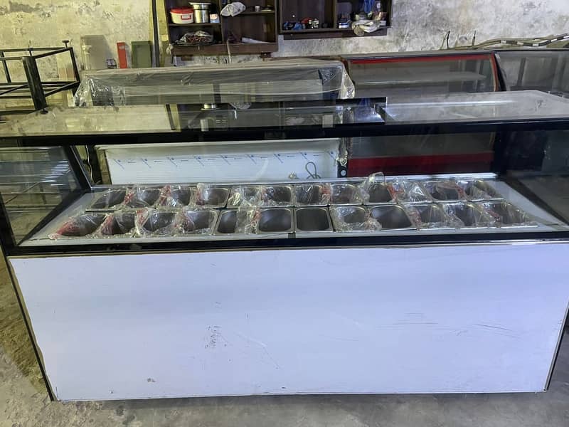 Ice Cream Display / Meat chiller / Salad Bar / Cake Display counter 12