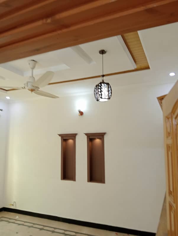 4marla 4beds neat and clean house for rent in G 13 1 Islamabad 3