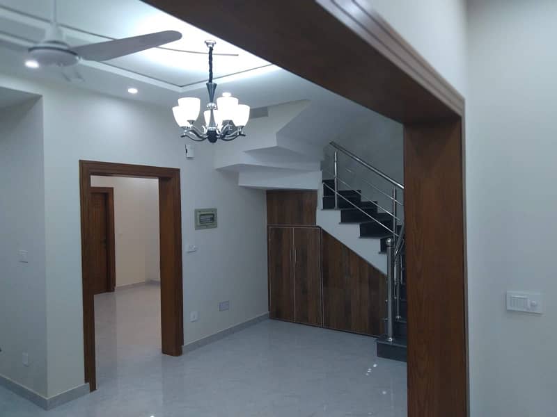 Portion For Rent Bahria Town Phase 2 6