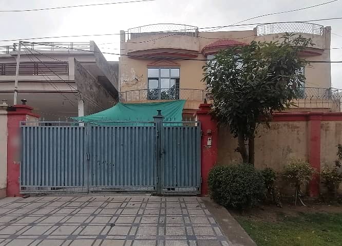 House For sale In Rs. 45000000 0