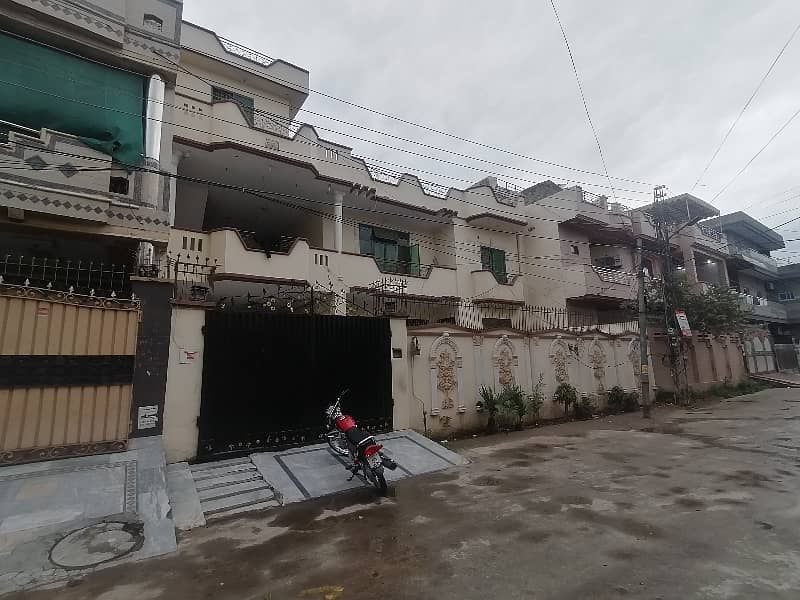 10 Marla House For sale In Beautiful Marghzar Officers Colony 1