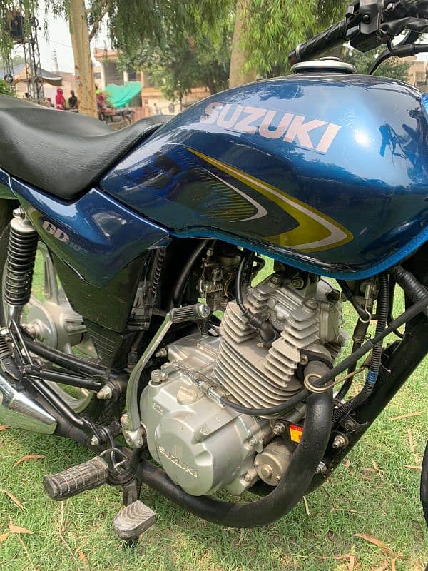 Suzuki GD 110s 2022 model urgent for sale 2