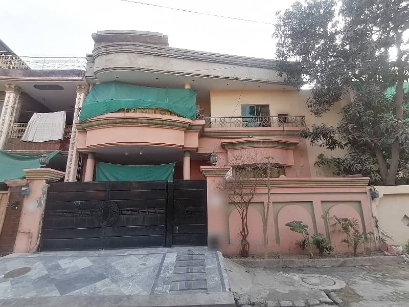 Spacious House Is Available For sale In Ideal Location Of Marghzar Officers Colony 0